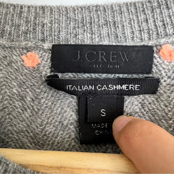 J. Crew Collection 100% Italian Cashmere Pointelle Dot Crewneck Sweater Gray S - Picture 5 of 10
